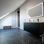 L'escale Caennaise House For 8 People קאין