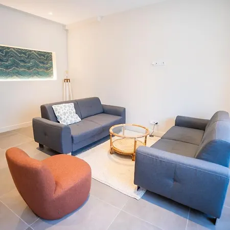 L'escale Caennaise House For 8 People Caen