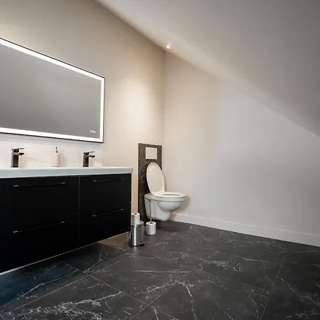 L'escale Caennaise House For 8 People קאין