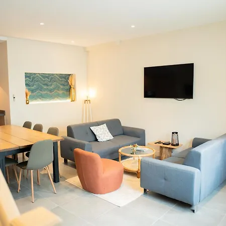 L'escale Caennaise House For 8 People *